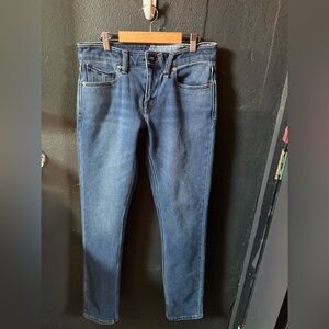 Women’s Volcom Dark Wash Skinny Jeans Size 30